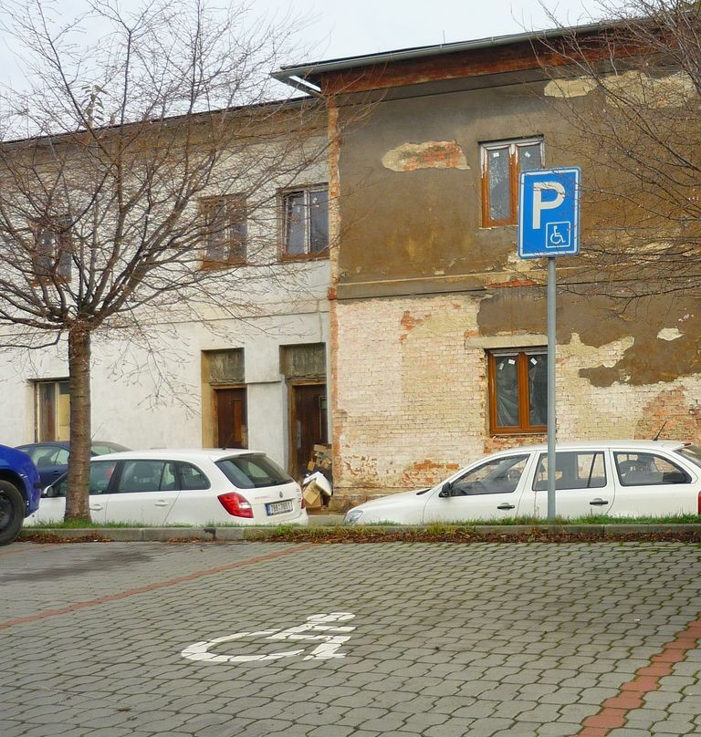 Vyhrazené parkoviště