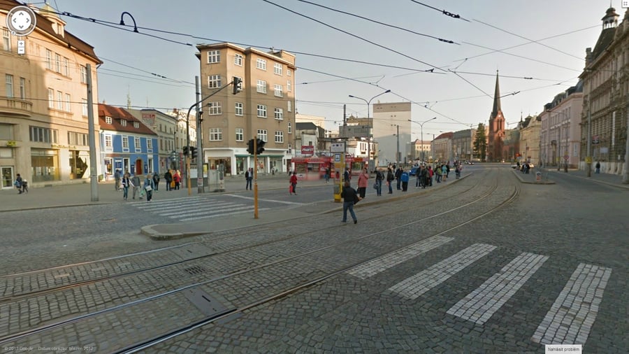 tramvajová zastávka Náměstí Hrdinů