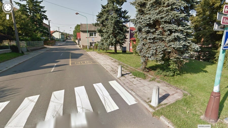 autobusová zastávka Lošov, Svolinského