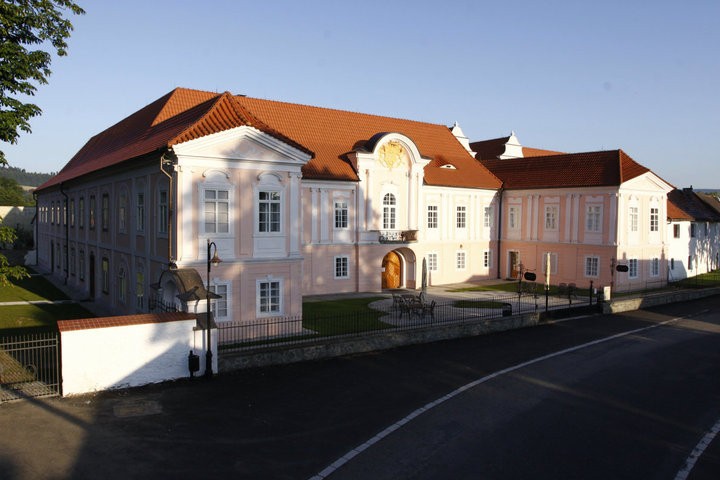 Restaurace v Zámku Hrádek u Sušice