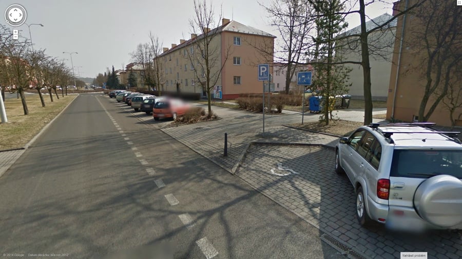 Parkoviště Hlavní třída, Ostrov 