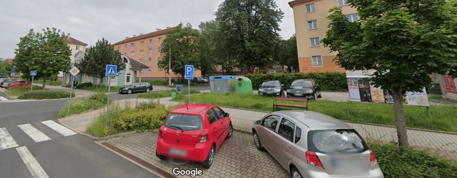 Parkoviště Hlavní třída, Ostrov 