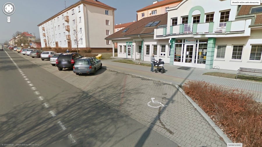 Parkoviště Hlavní třída, Ostrov