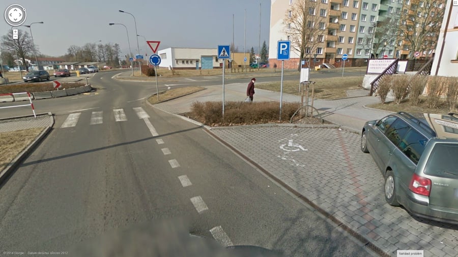 Parkoviště Hlavní třída, Ostrov 