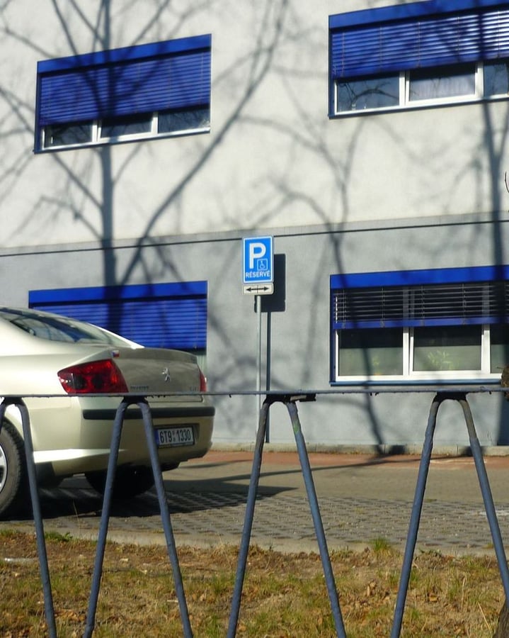 Vyhrazené parkoviště