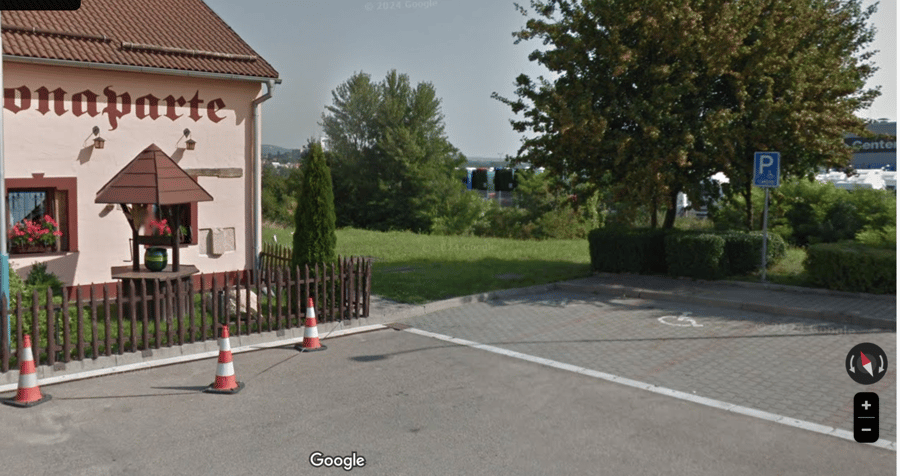 Parkoviště Motorest Bonaparte Rousínovec