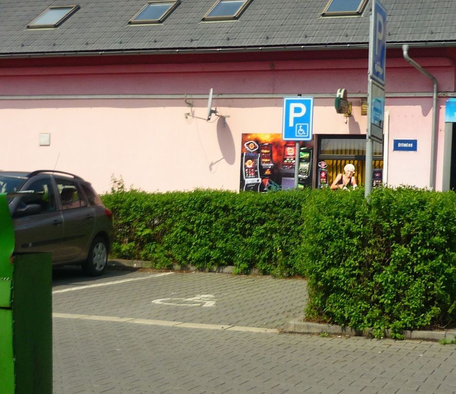 Vyhrazené parkoviště