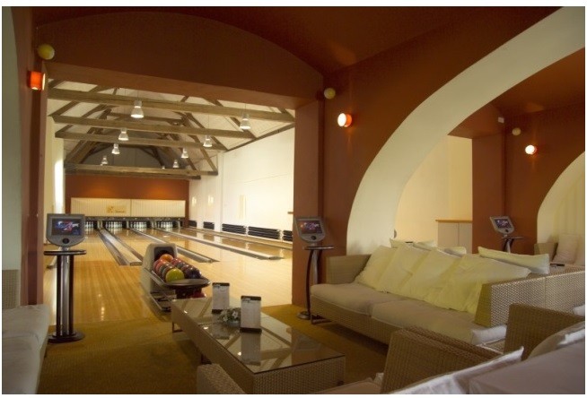 Bowling grill bar Ladronka