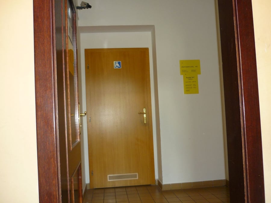 bezbariérové WC