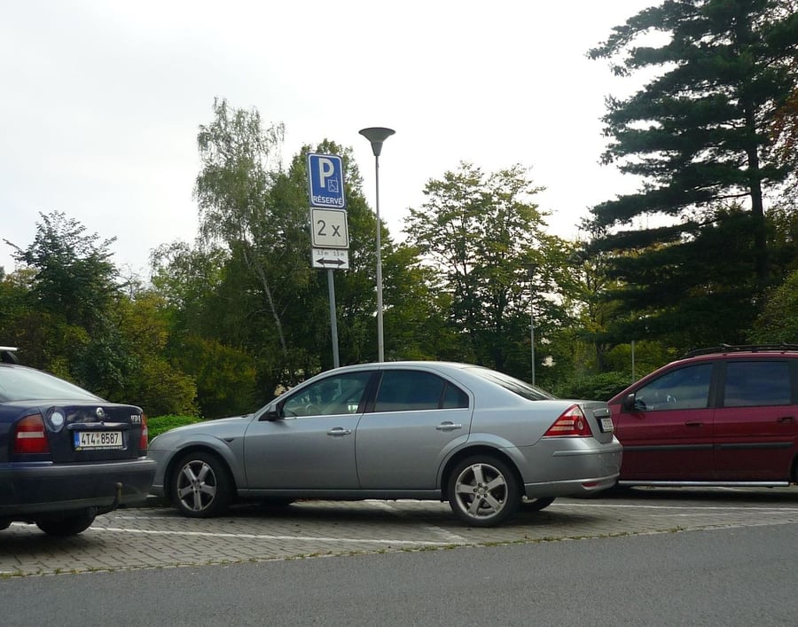 Vyhrazené  parkoviště