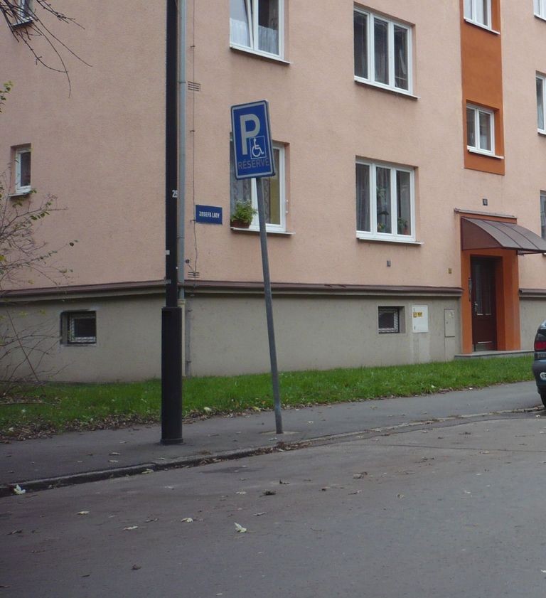 Vyhrazené parkoviště