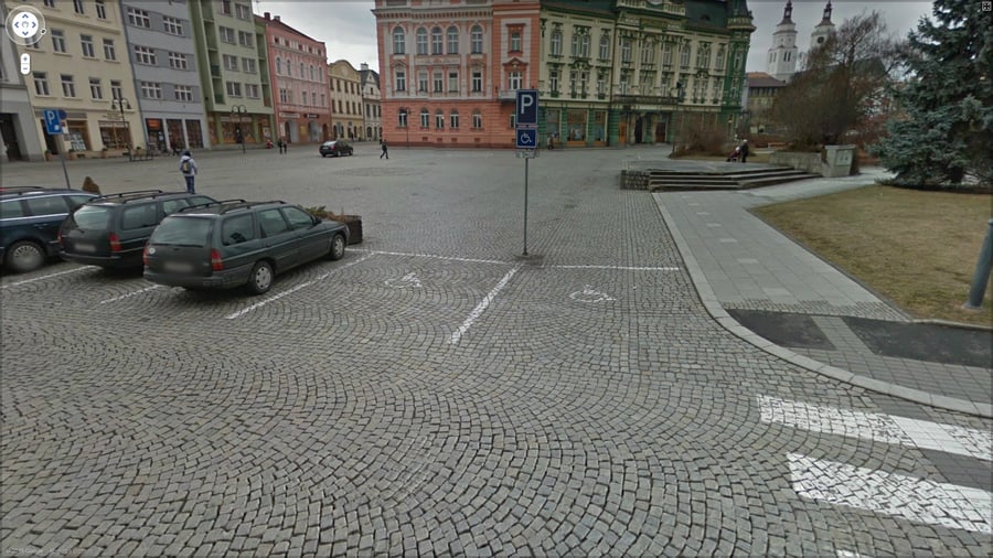 Parkoviště Hlavní nám., Krnov 