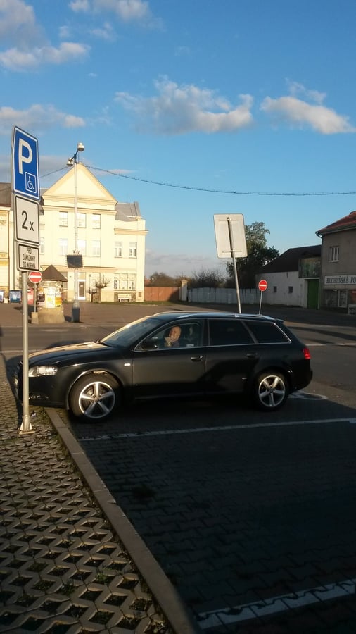 Parkoviště