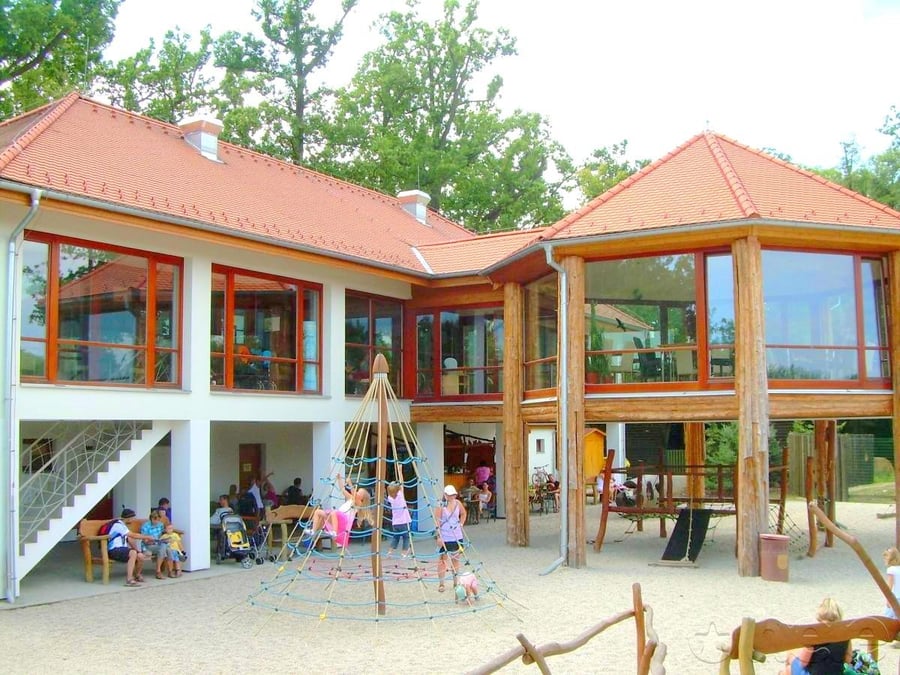 Restaurace Zoo Hluboká