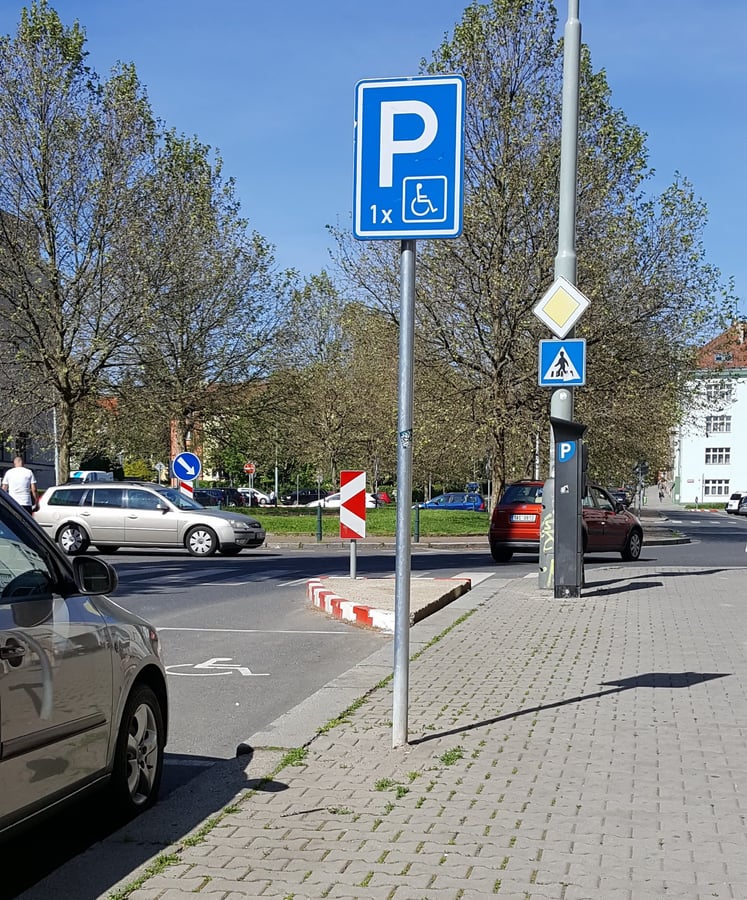 Vyhrazené parkovací místo