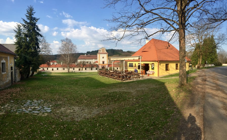 Restaurace u Kratochvíle