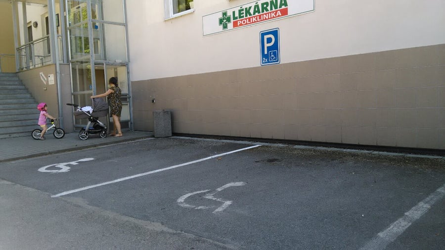 2x Vyhrazené parkovací stání