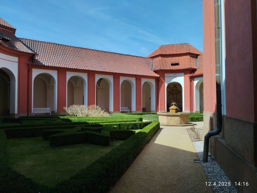 Klášter Mariánská Týnice 
