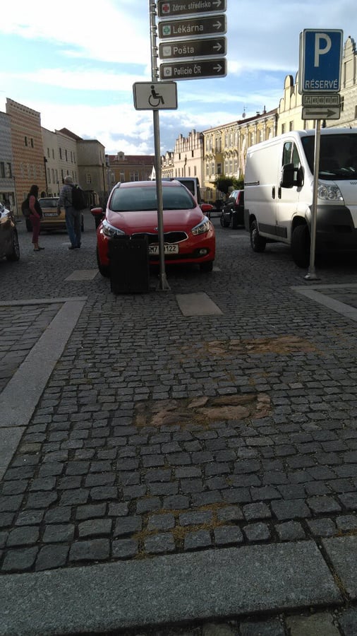 Vyhrazené parkovací stání