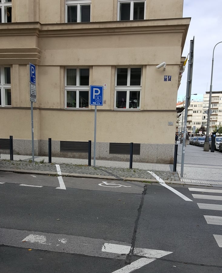 Vyhrazené parkovací místo