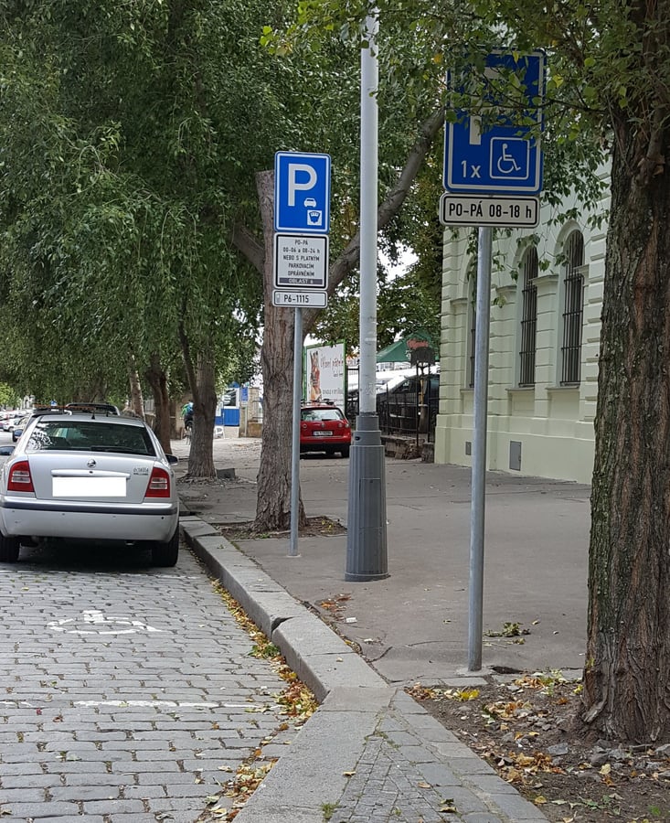 Vyhrazené parkovací místo