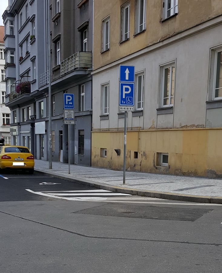 Vyhrazené parkovací místo
