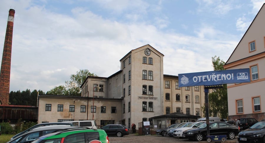 Továrna Mastných, Lomnice nad Popelkou,