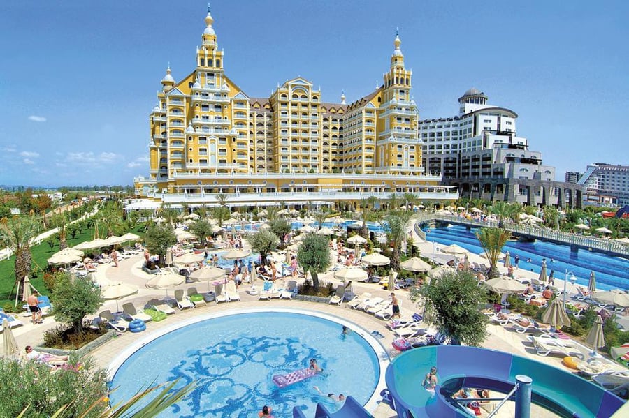 Hotel Royal Holiday Palace
