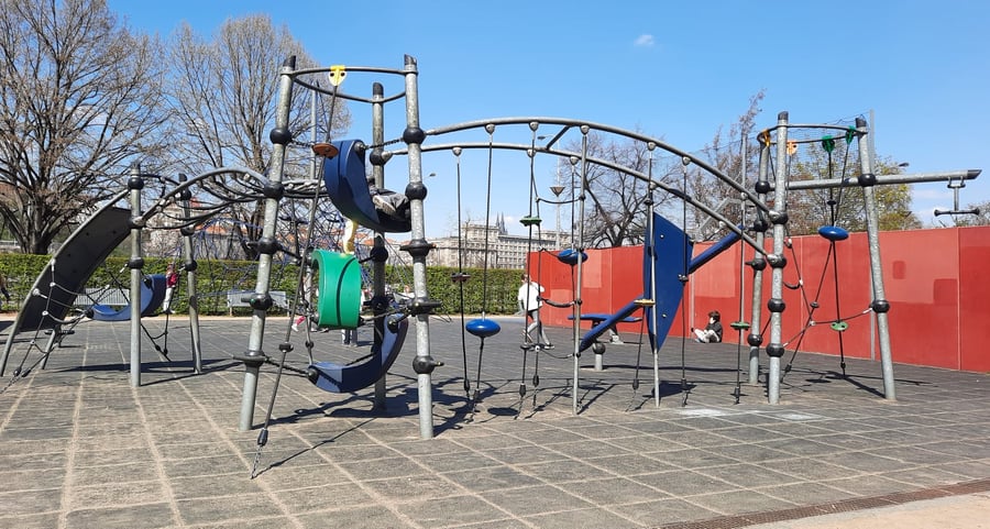 Dětské hřiště park Lannova