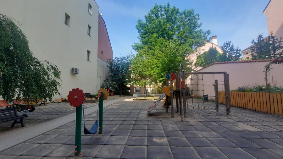 Dětské Hřiště Za Haštalem