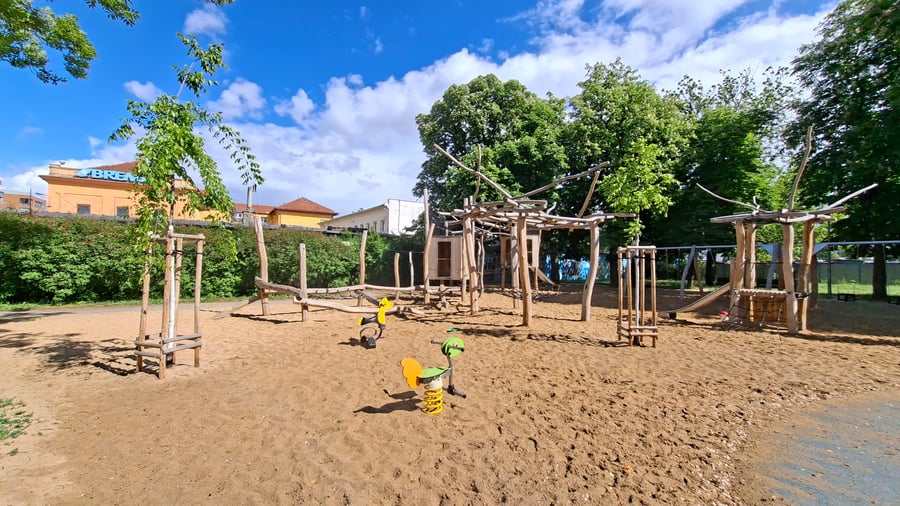 Dětské hřiště Sedmikráska