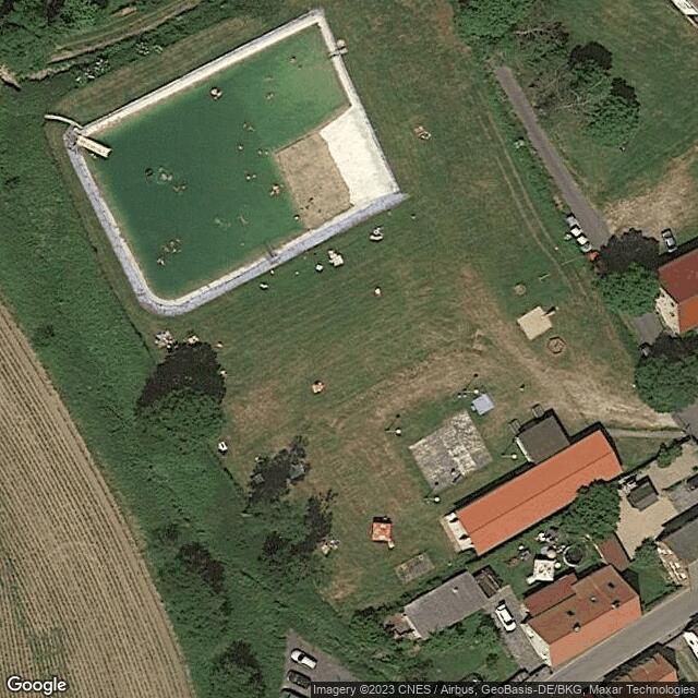 Koupaliště Kravaře