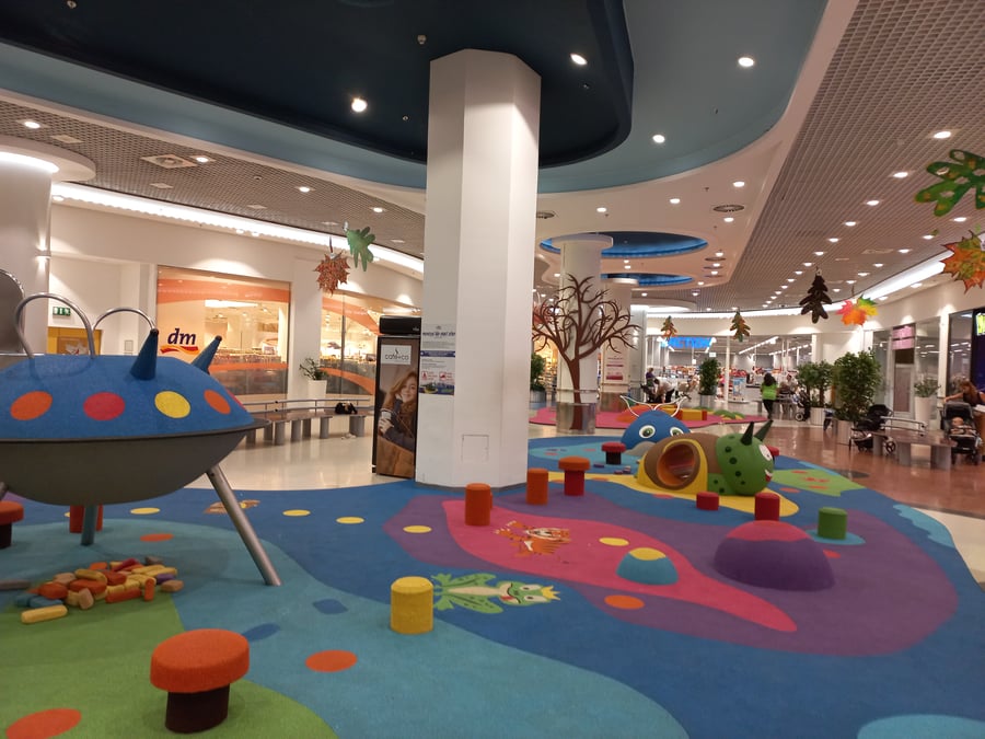 Koutek v Nákupním centru Eden