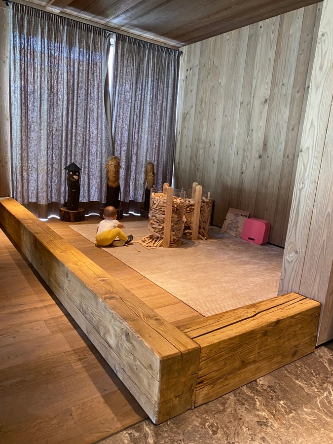 Aldrov Resort