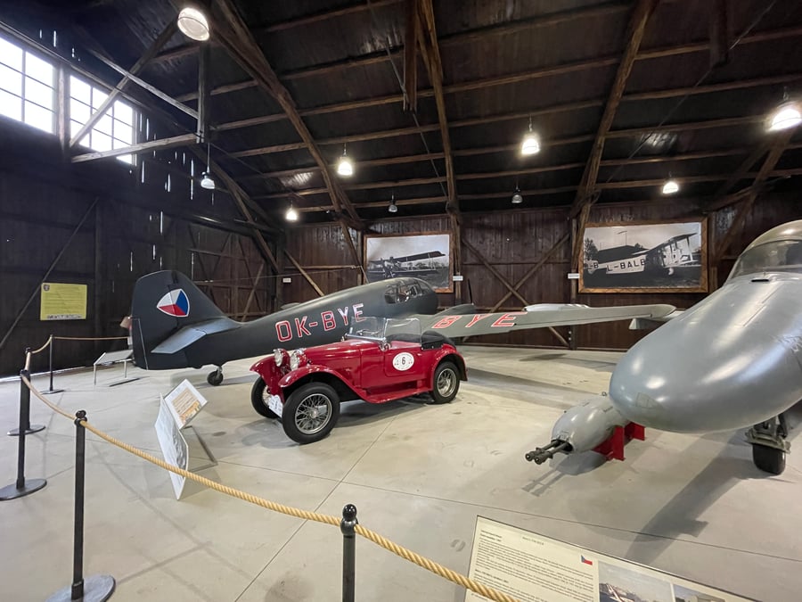 Letecké muzeum Kbely - hangáry Staré Aerovky 