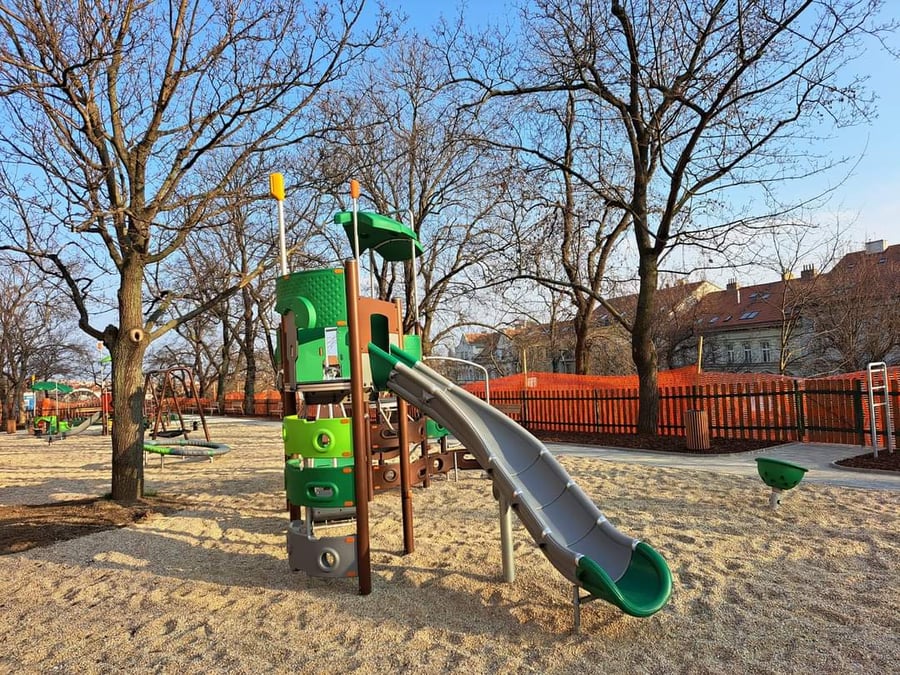 Dětské hřiště Bezručovy sady 