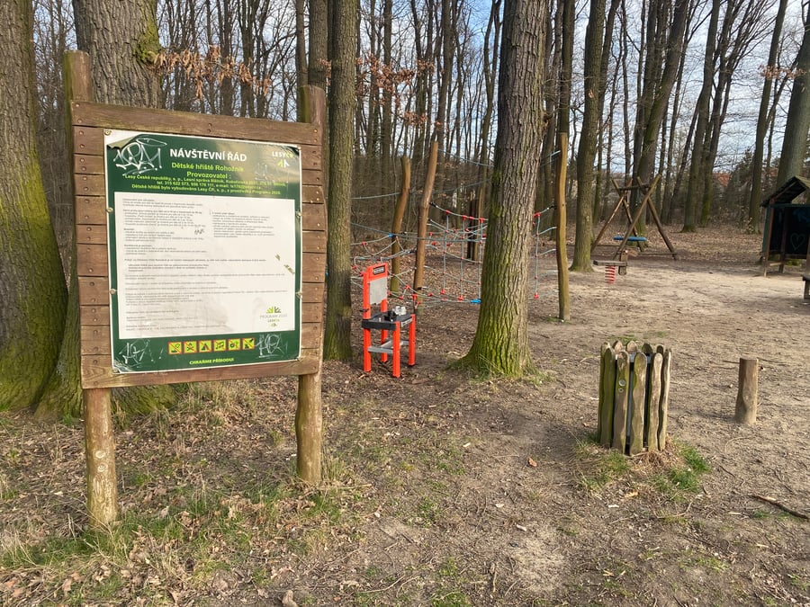 Dětské hřiště Rohožník