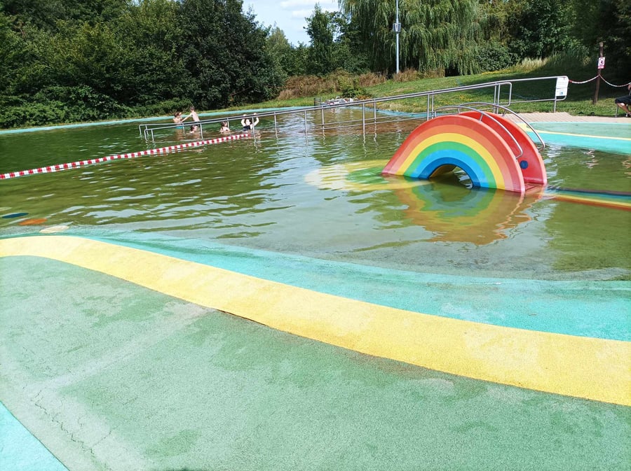 přírodní koupací biotop Dobřany