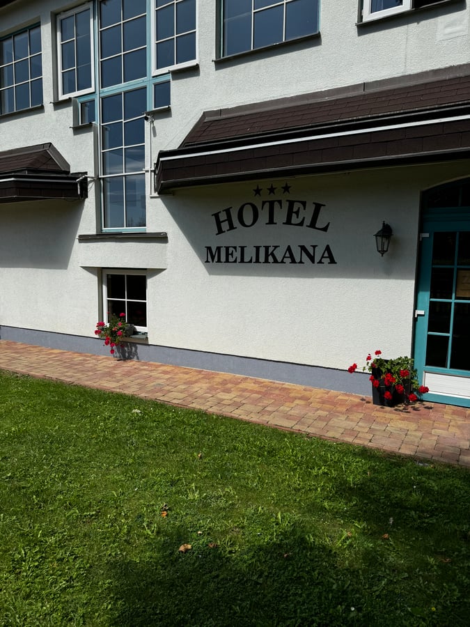 Motorest Melikana