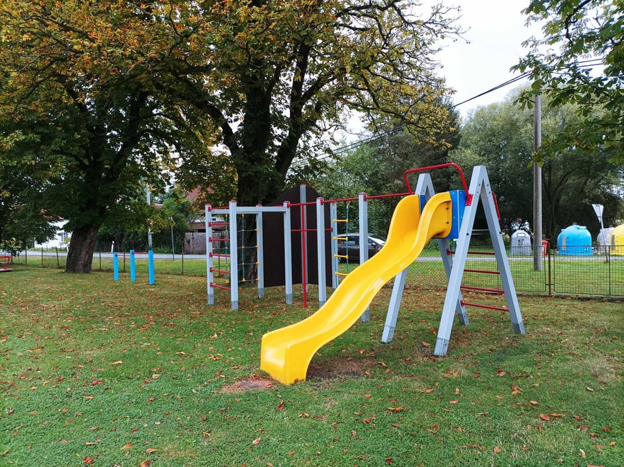hřiště Černovice