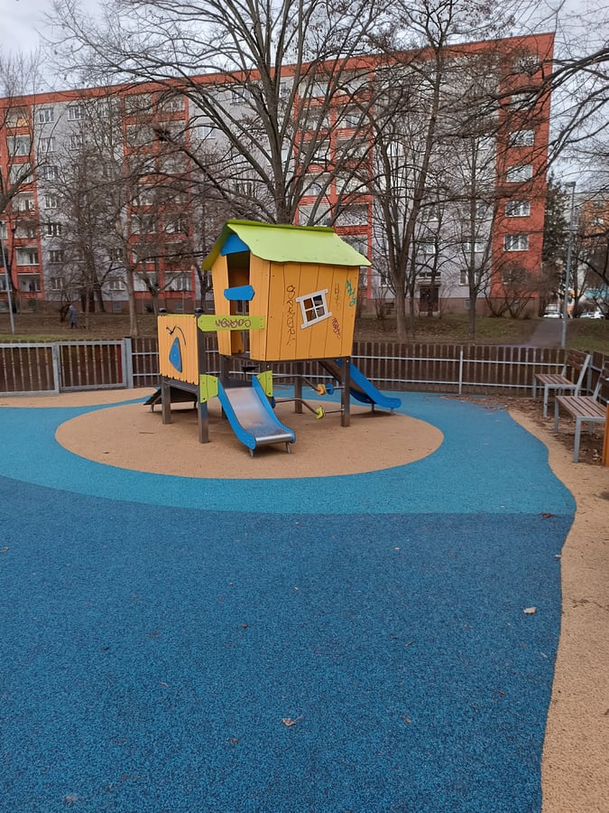 Dětské hřiště Přistoupimská 