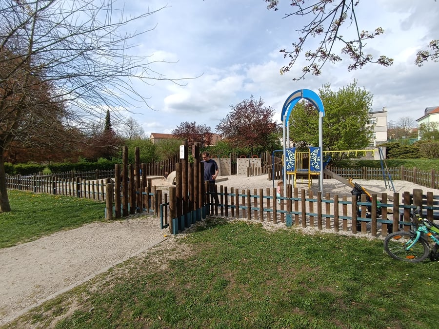 Dětské hřiště Duhový park