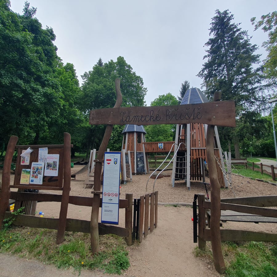 Zámecké hřiště Medlánky