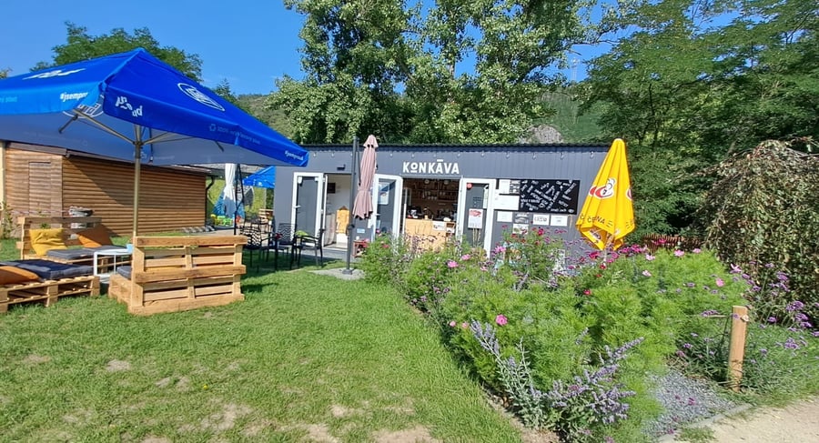 Konkáva