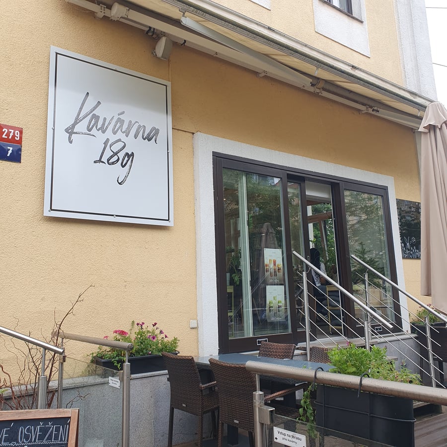 Kavárna 18g