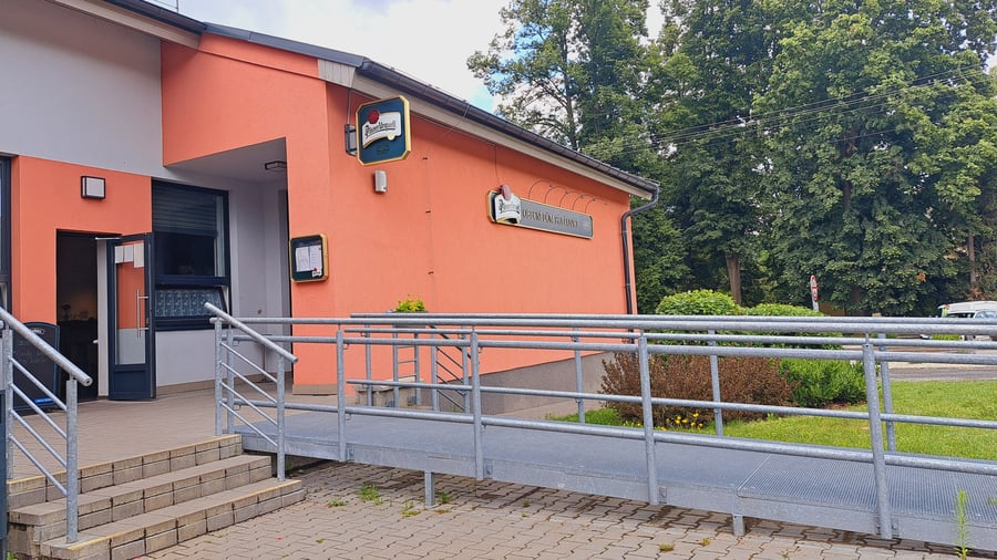 Obecní dům Holčovice