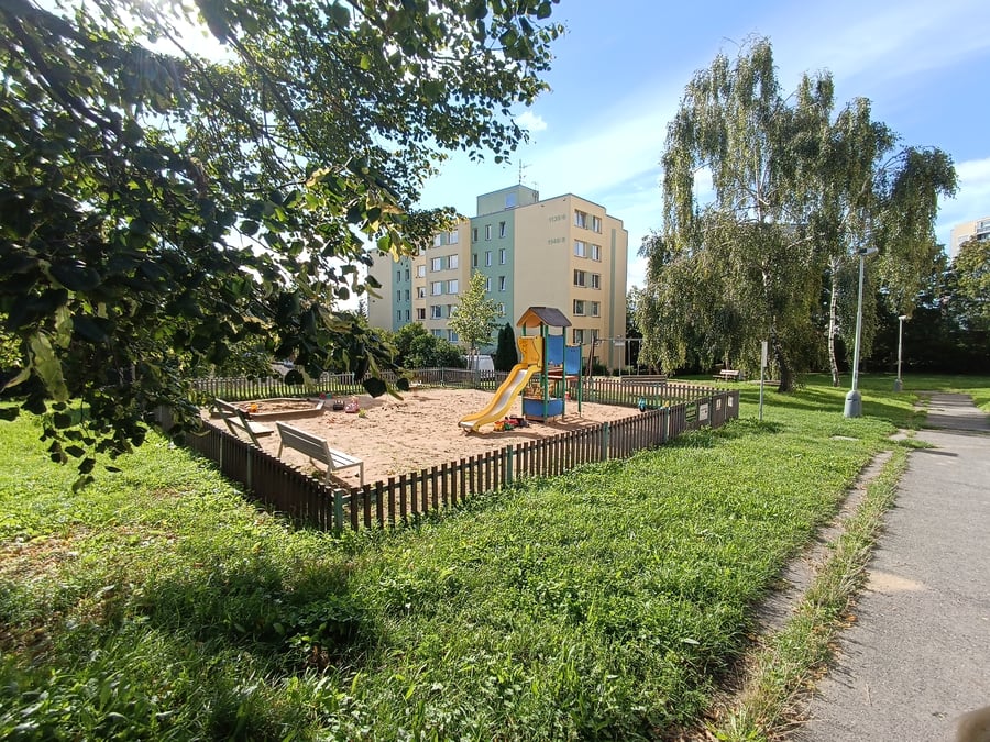 Dětské hřiště Strašnická