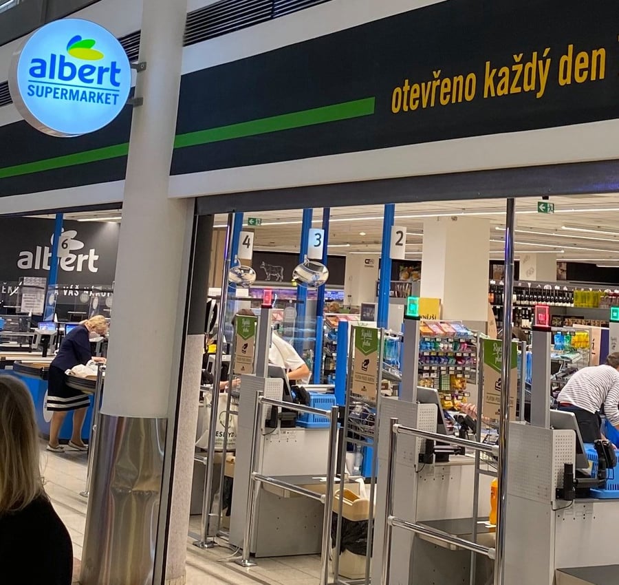 2. Albert - Atrium Flora