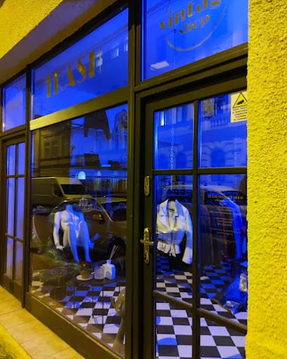 50. Trash vintage shop