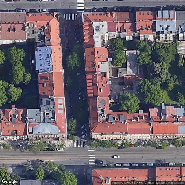Bout.cz – bezobalový obchod na Vinohradech (Praha)